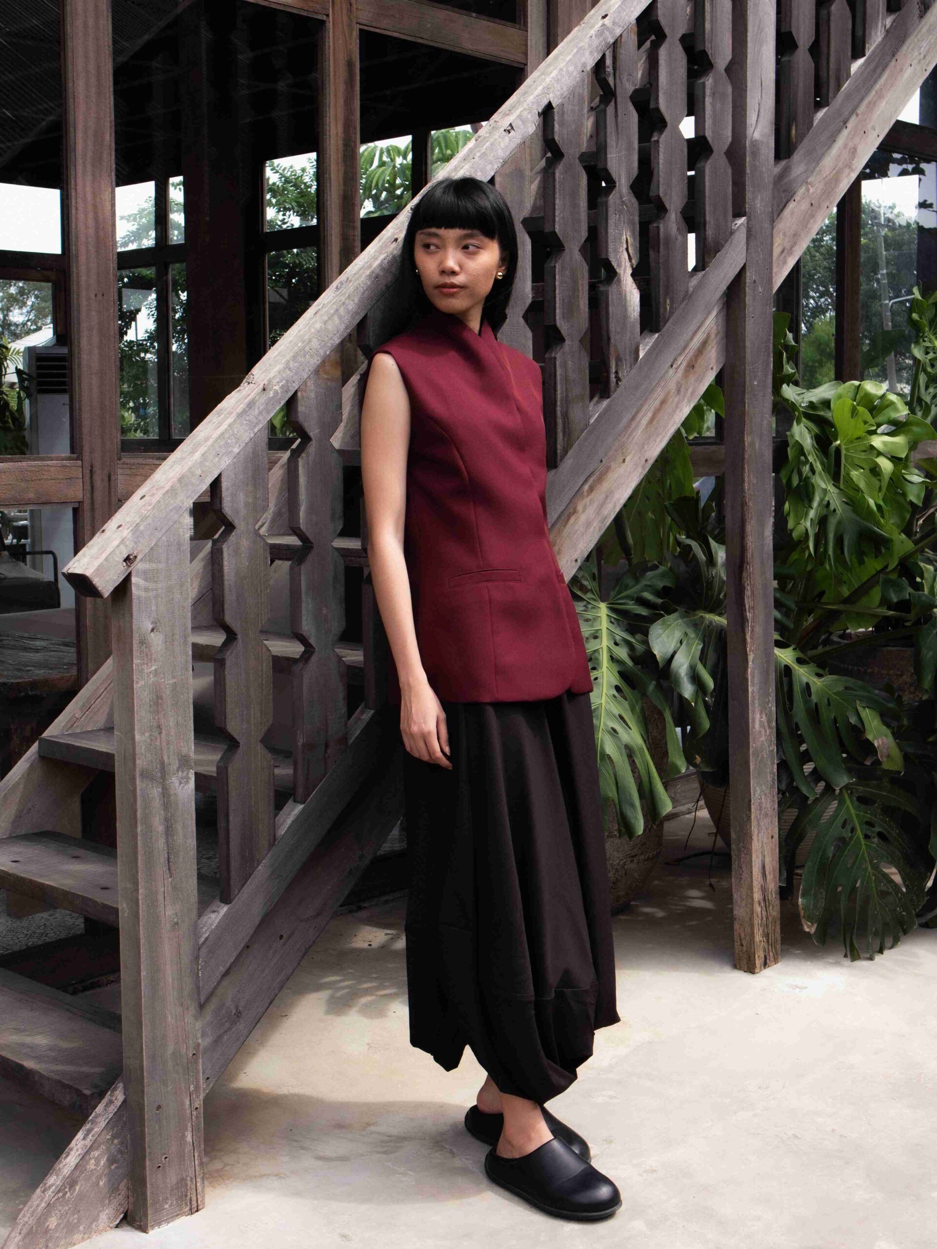 Rue Vest in Maroon - Image 3