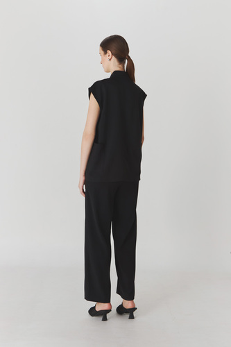 Lark Vest In Black - Image 4