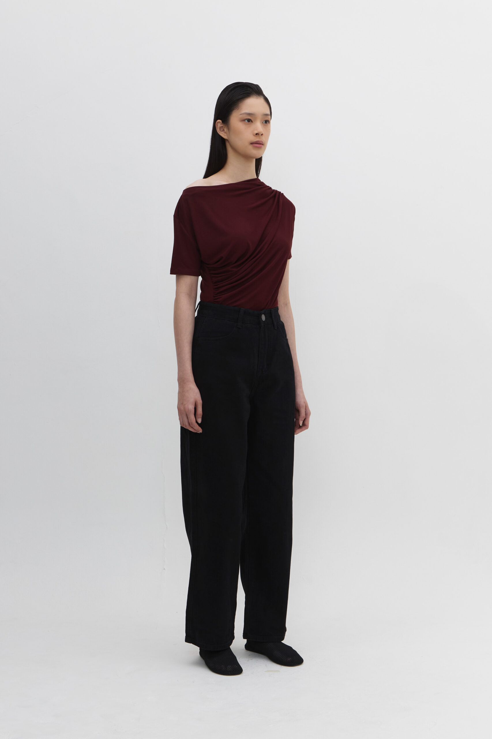 Bea Signature Jeans in Black - Image 2