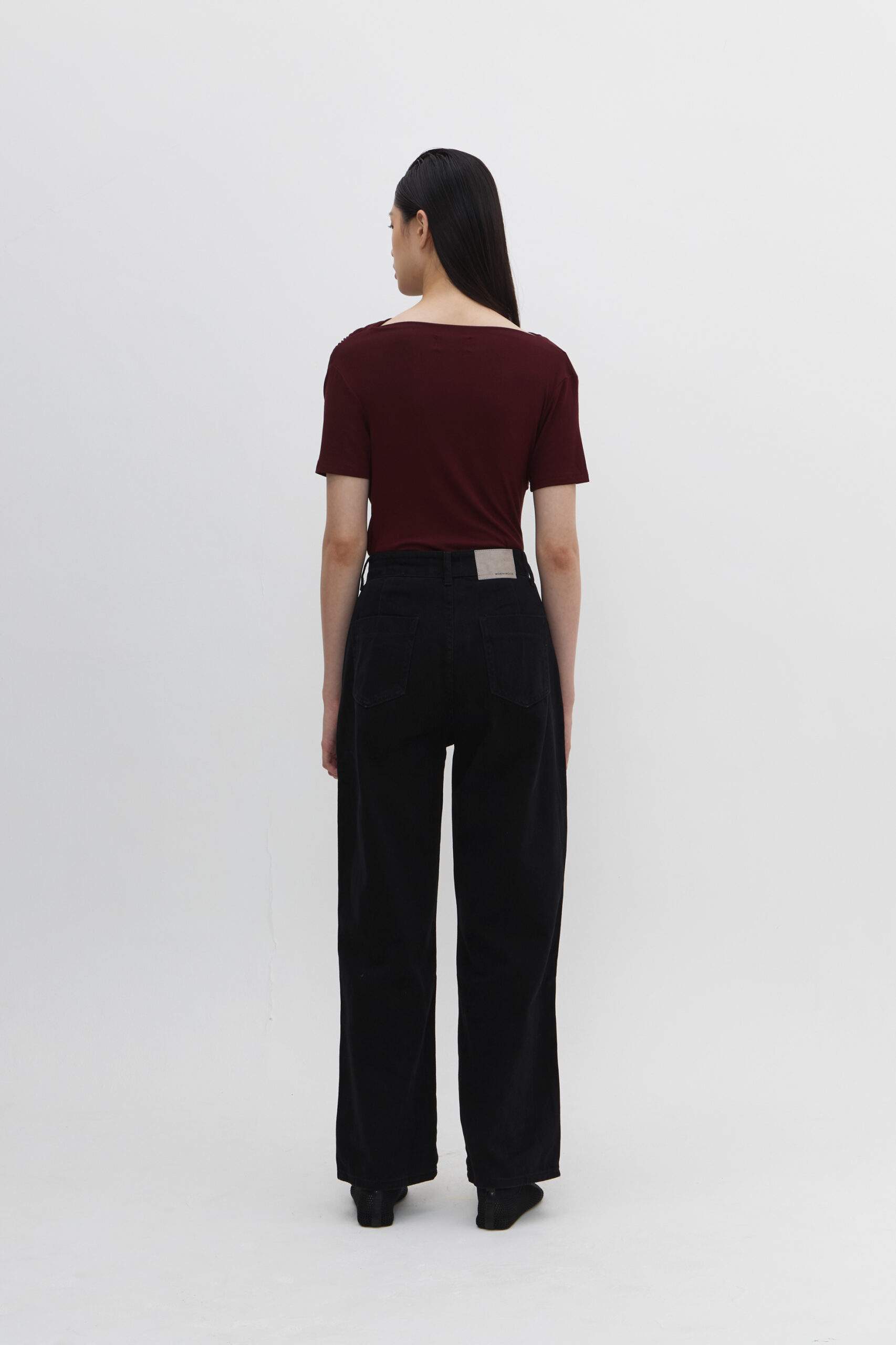 Bea Signature Jeans in Black - Image 3