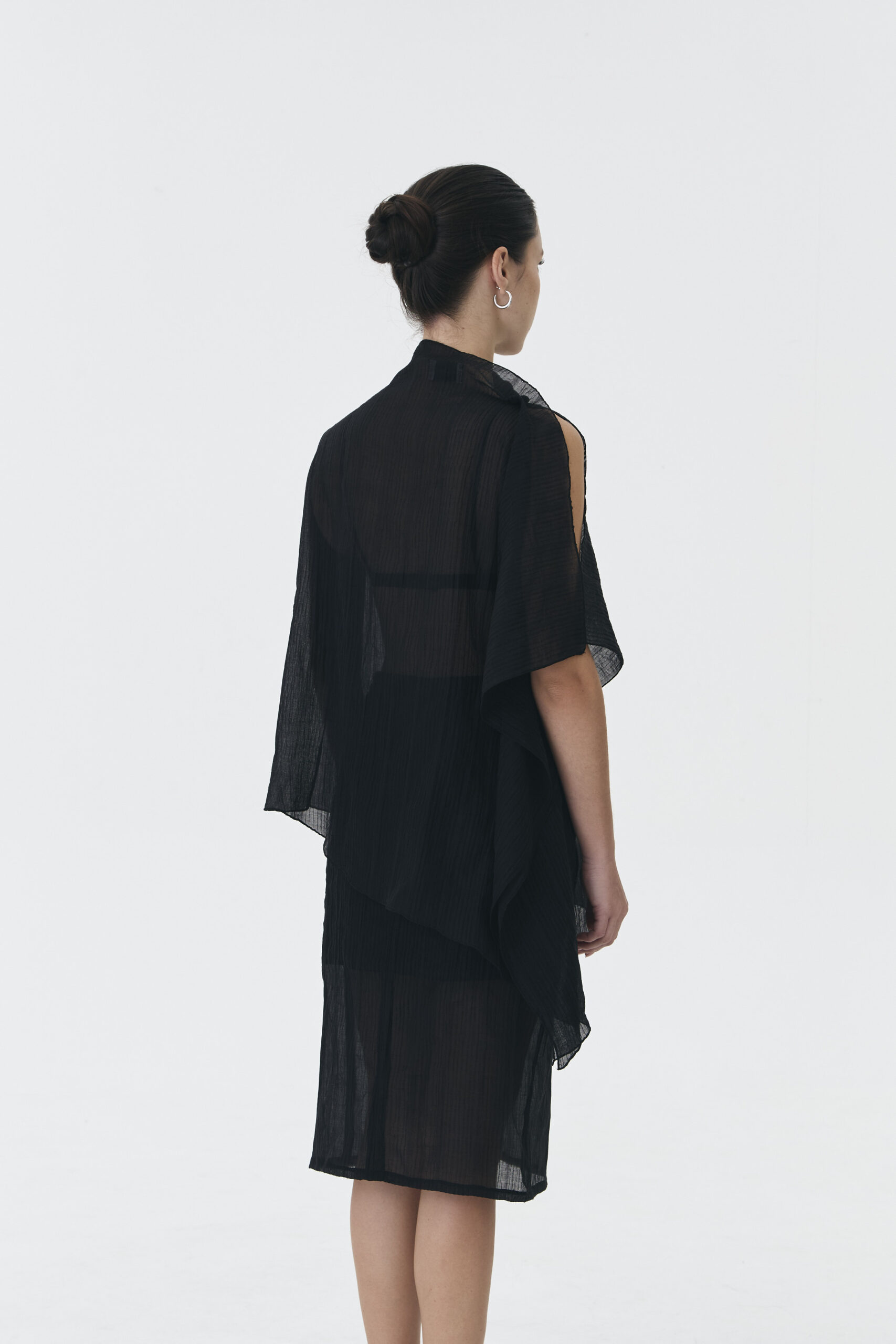 Kale Top in Black - Image 4