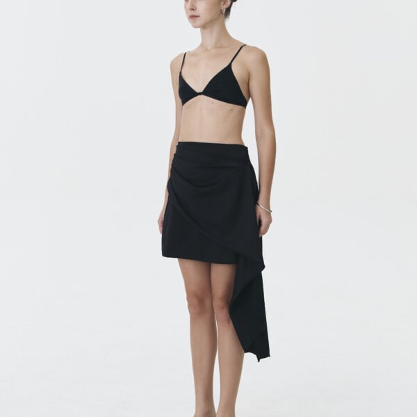 Conny Sateen Skirt in Black