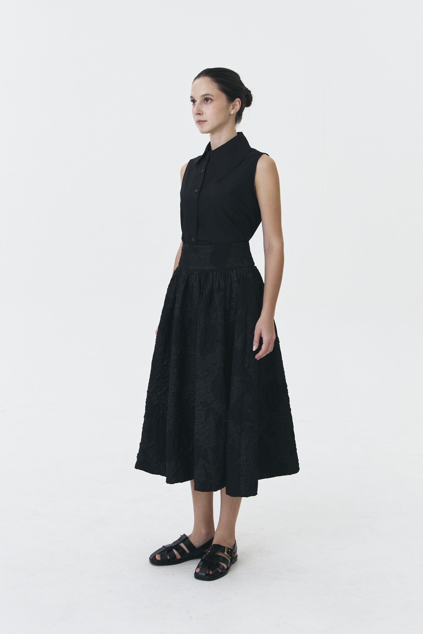 Barents Skirt in Black - Image 2