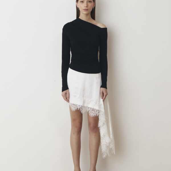Asymmetrical Lace Skort in Broken White