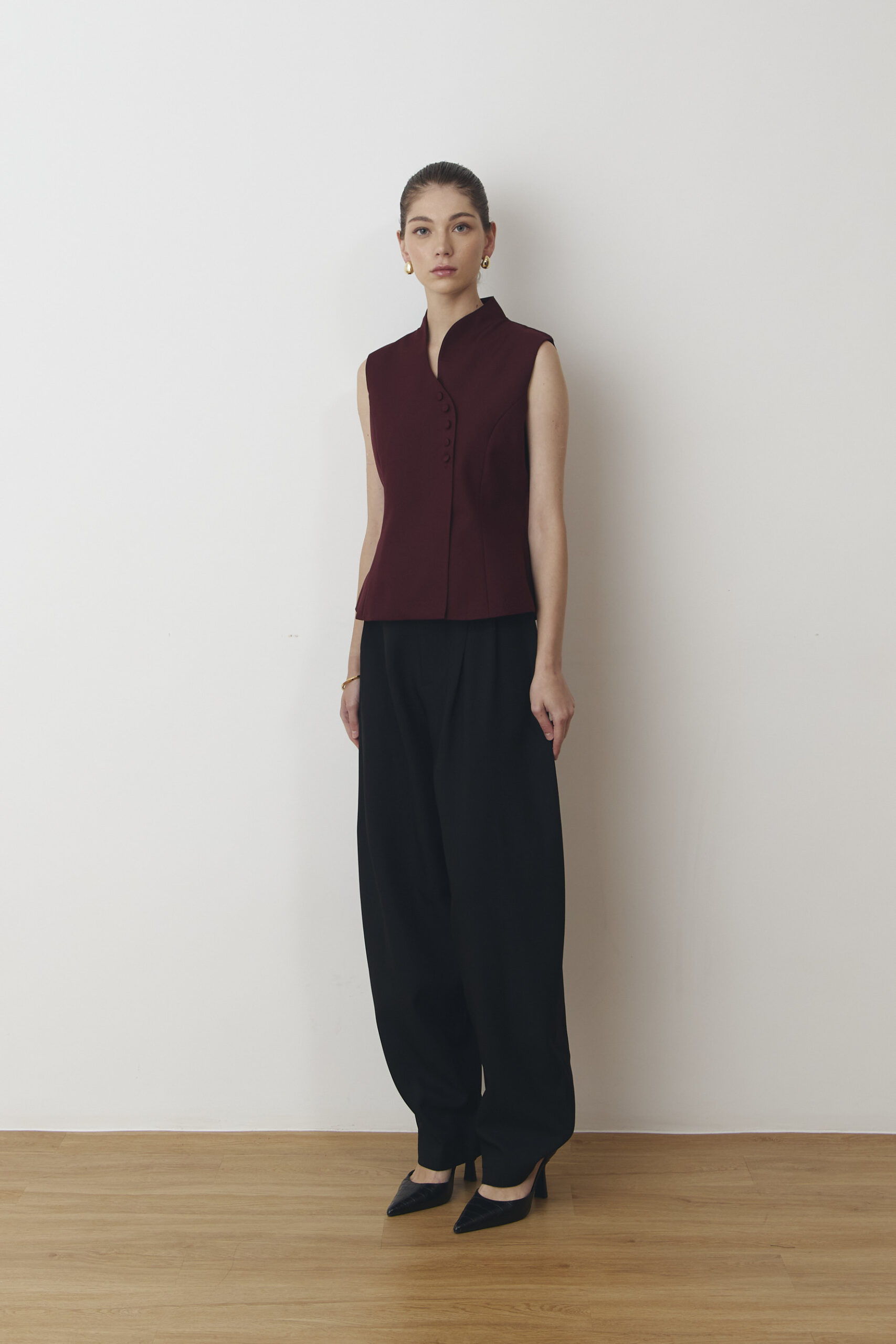 Cala Sleeveless Blouse in Maroon - Image 2