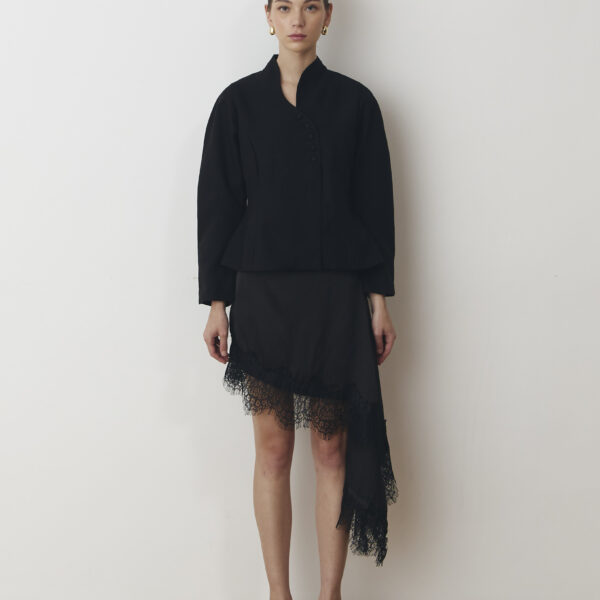 Cala Long-sleeved Blouse in Black