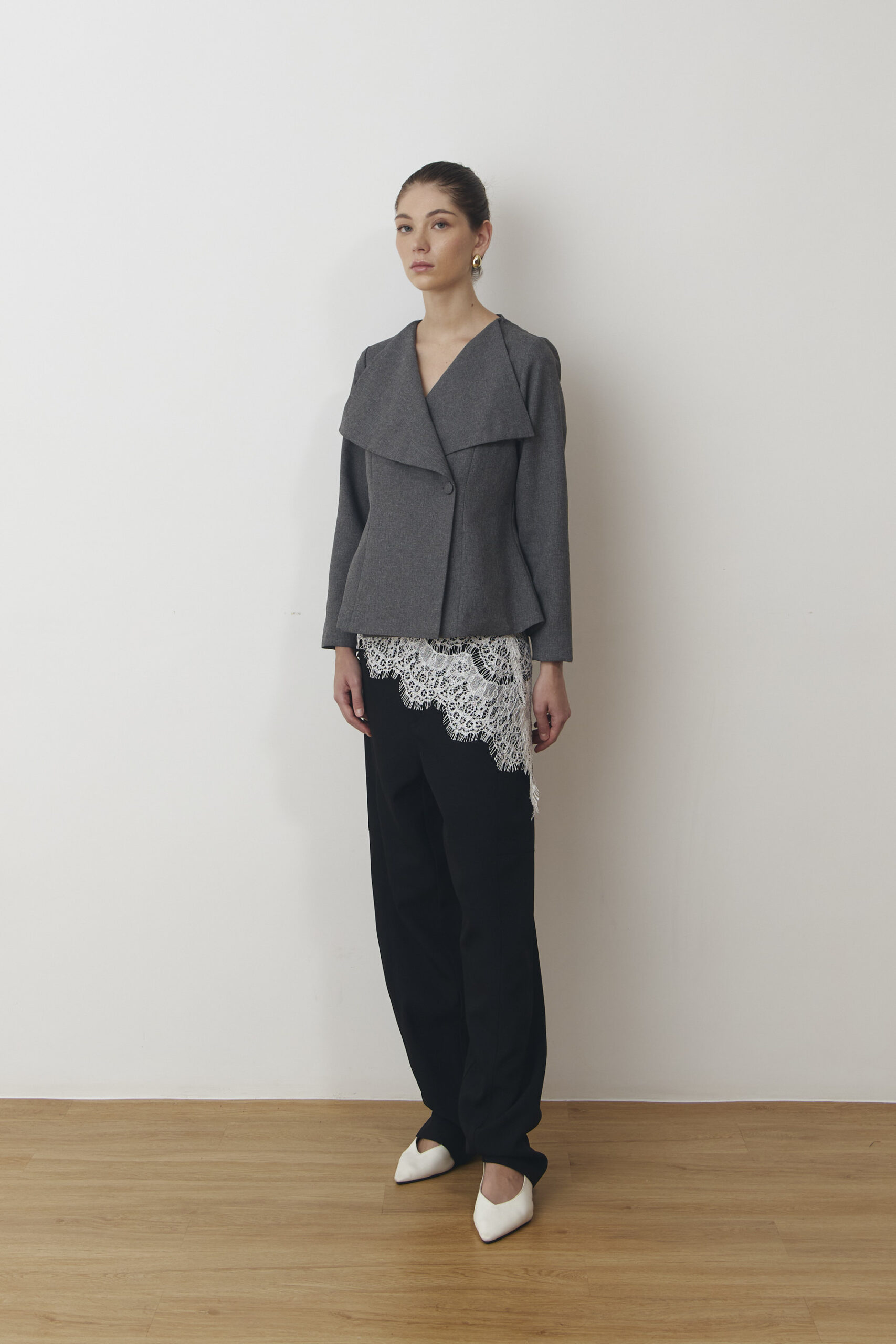 Lune Blazer in Grey - Image 2