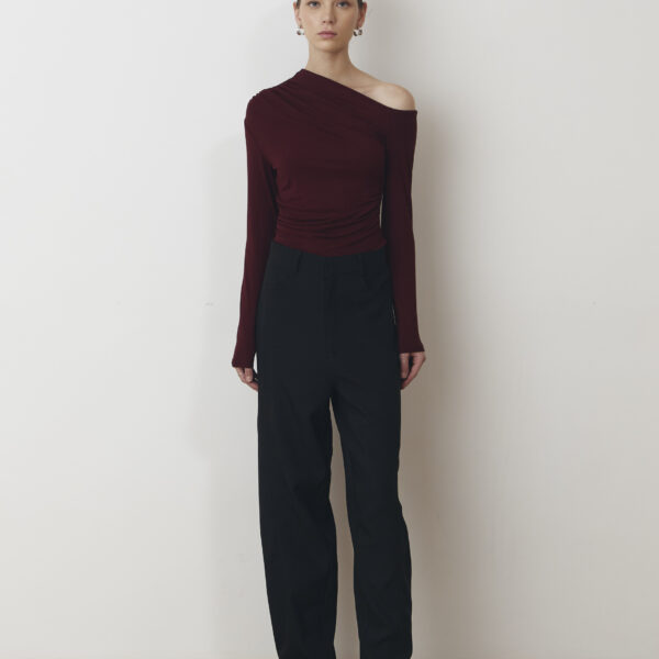 Crest Blouse in Maroon