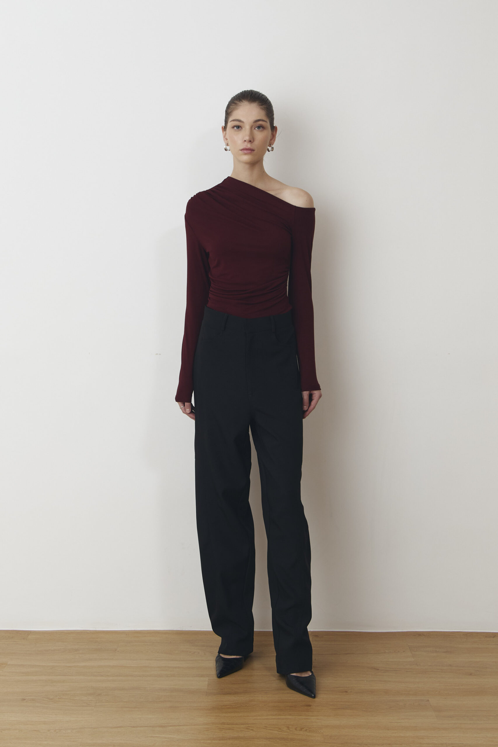 Crest Blouse in Maroon