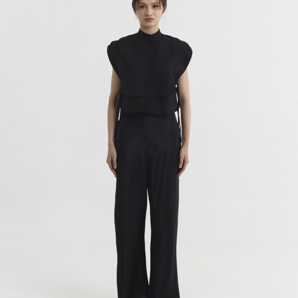 Rumme Vest in Black