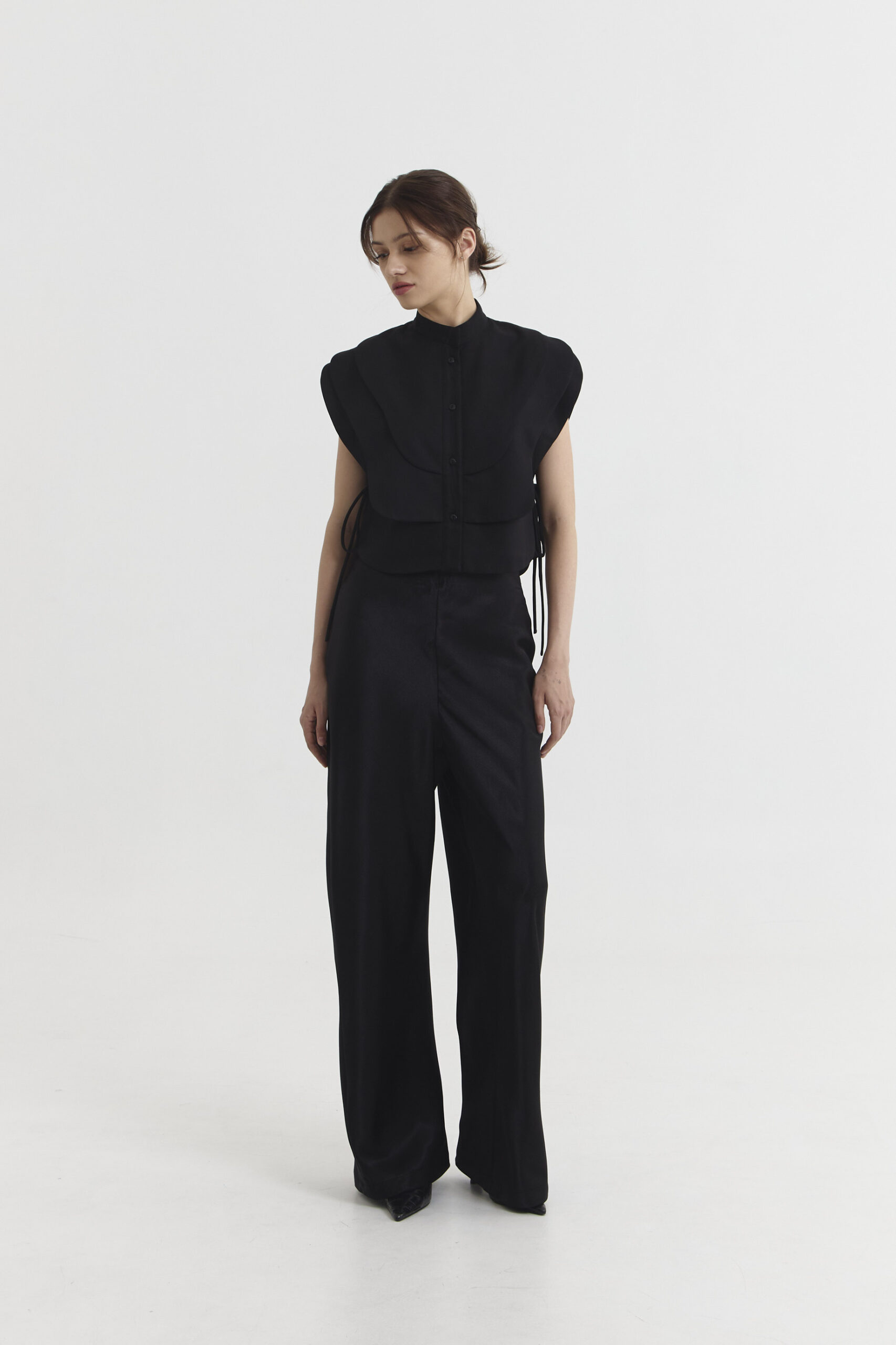 Rumme Vest in Black - Image 4