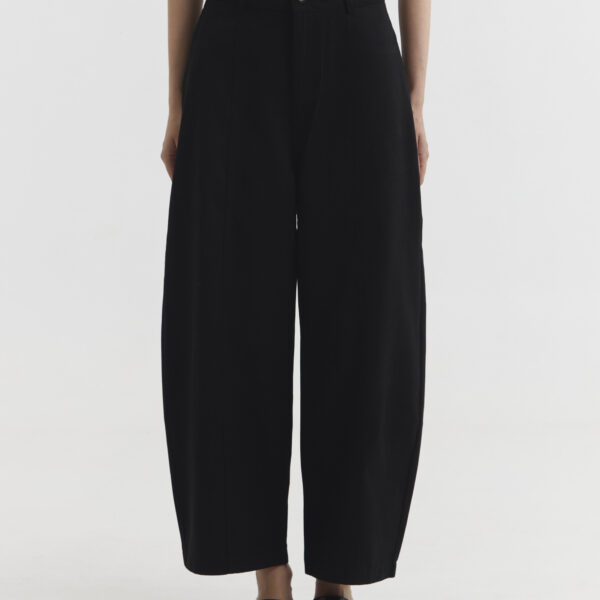 Rogue Barrel Pants in Black