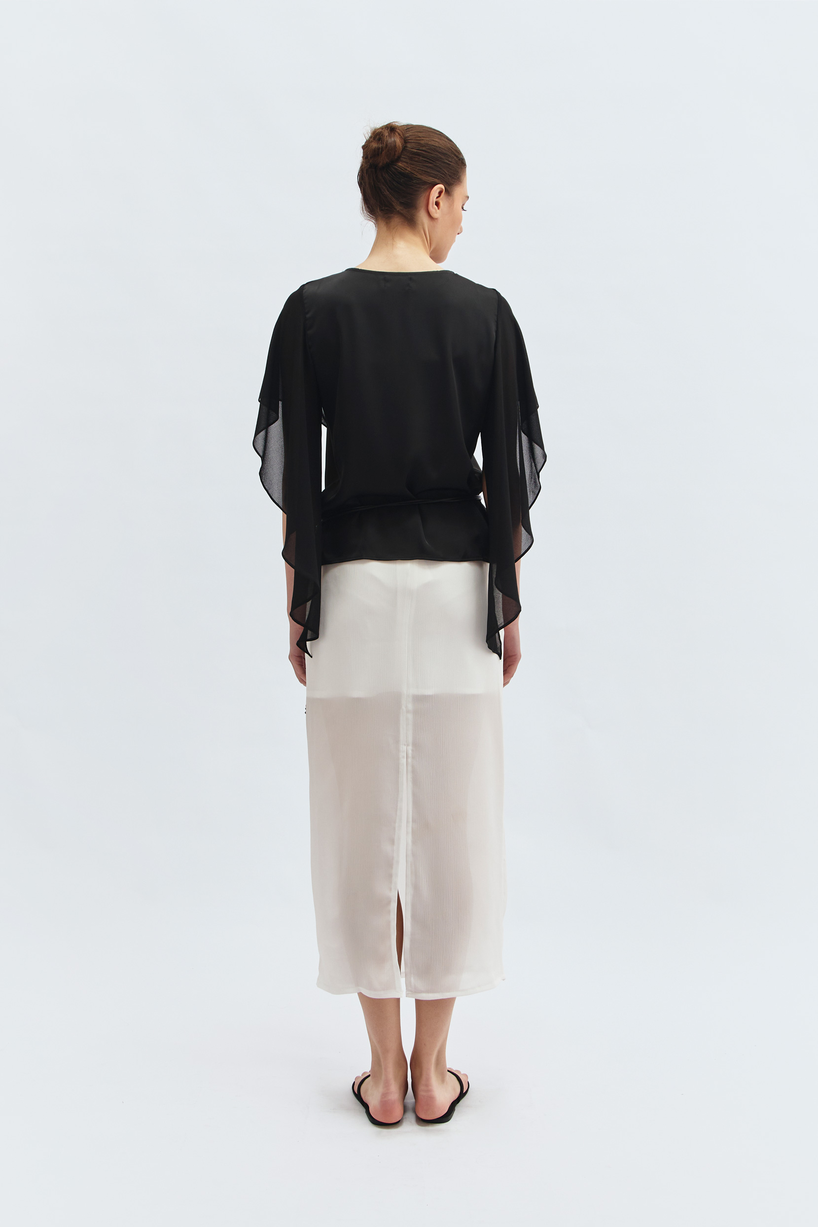 Perone Blouse in Black - Image 4
