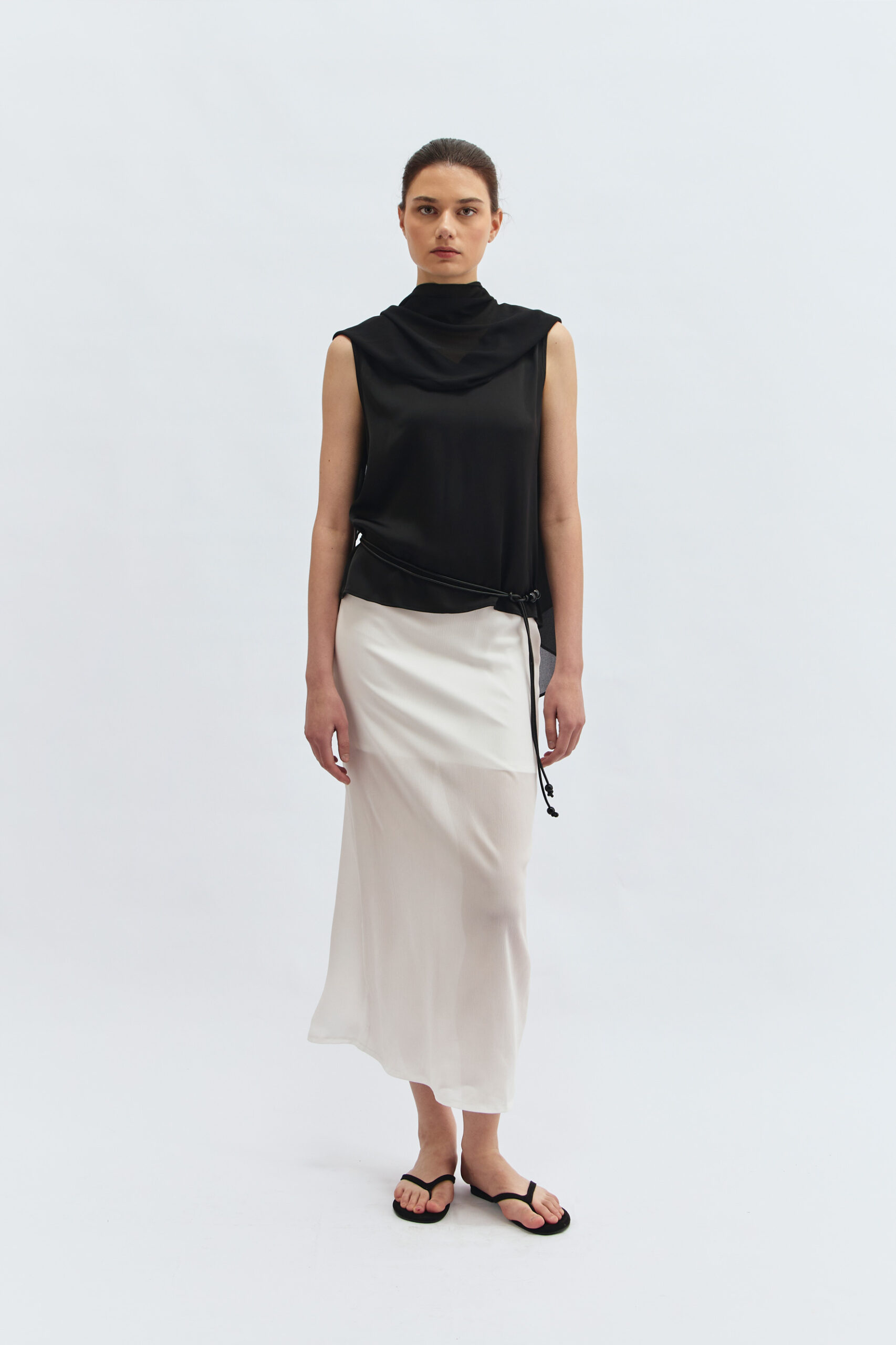 Perone Blouse in Black - Image 3