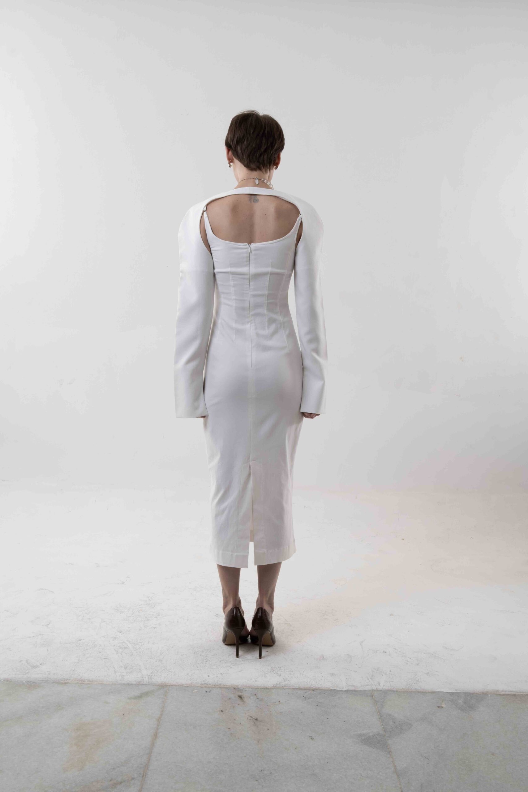 Nox Sleeved Outer in Broken White - Image 2