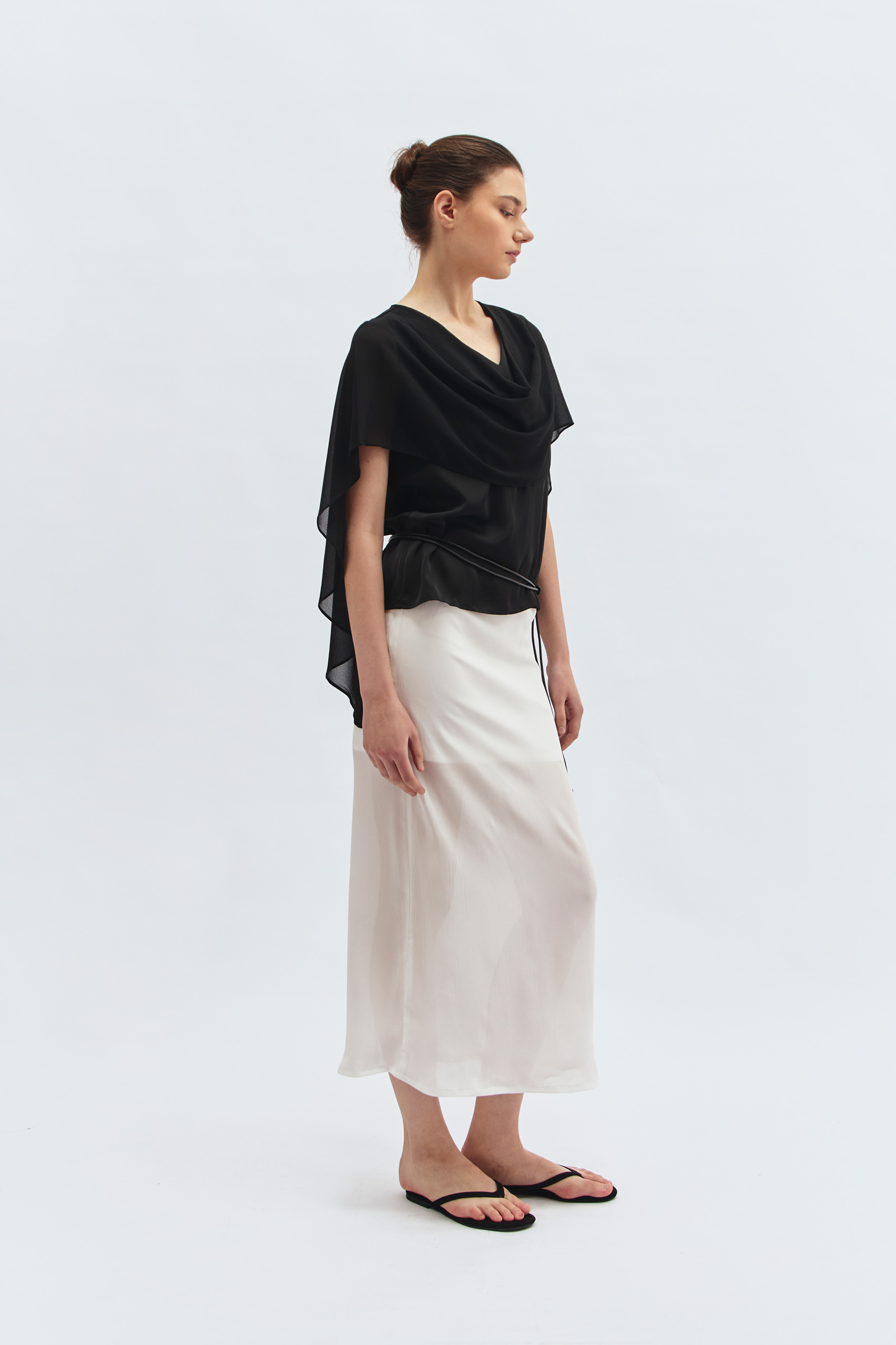 Perone Blouse in Black - Image 2