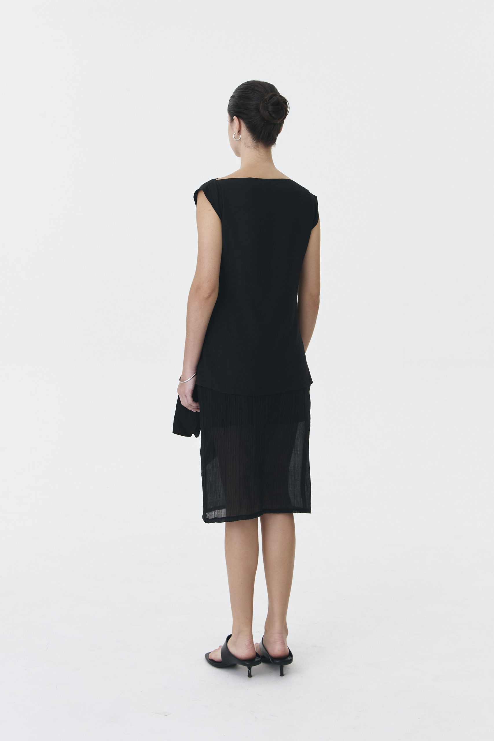 Gui Blouse in Black - Image 2