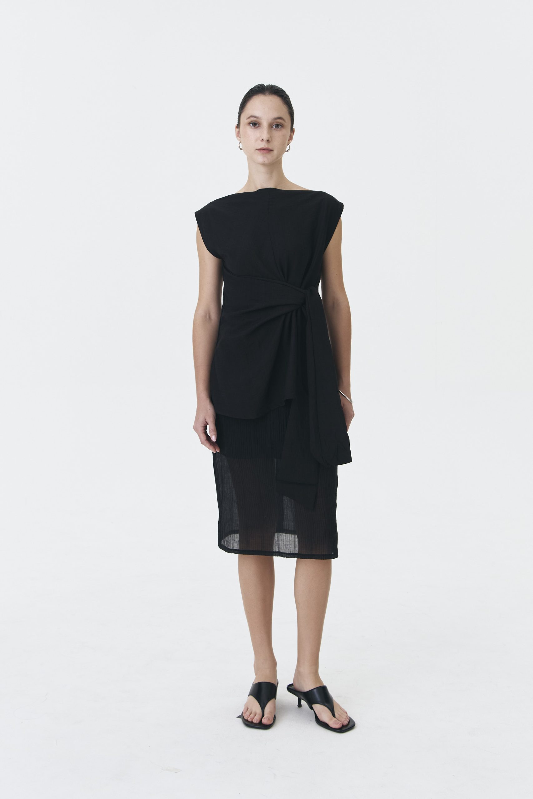 Gui Blouse in Black - Image 3