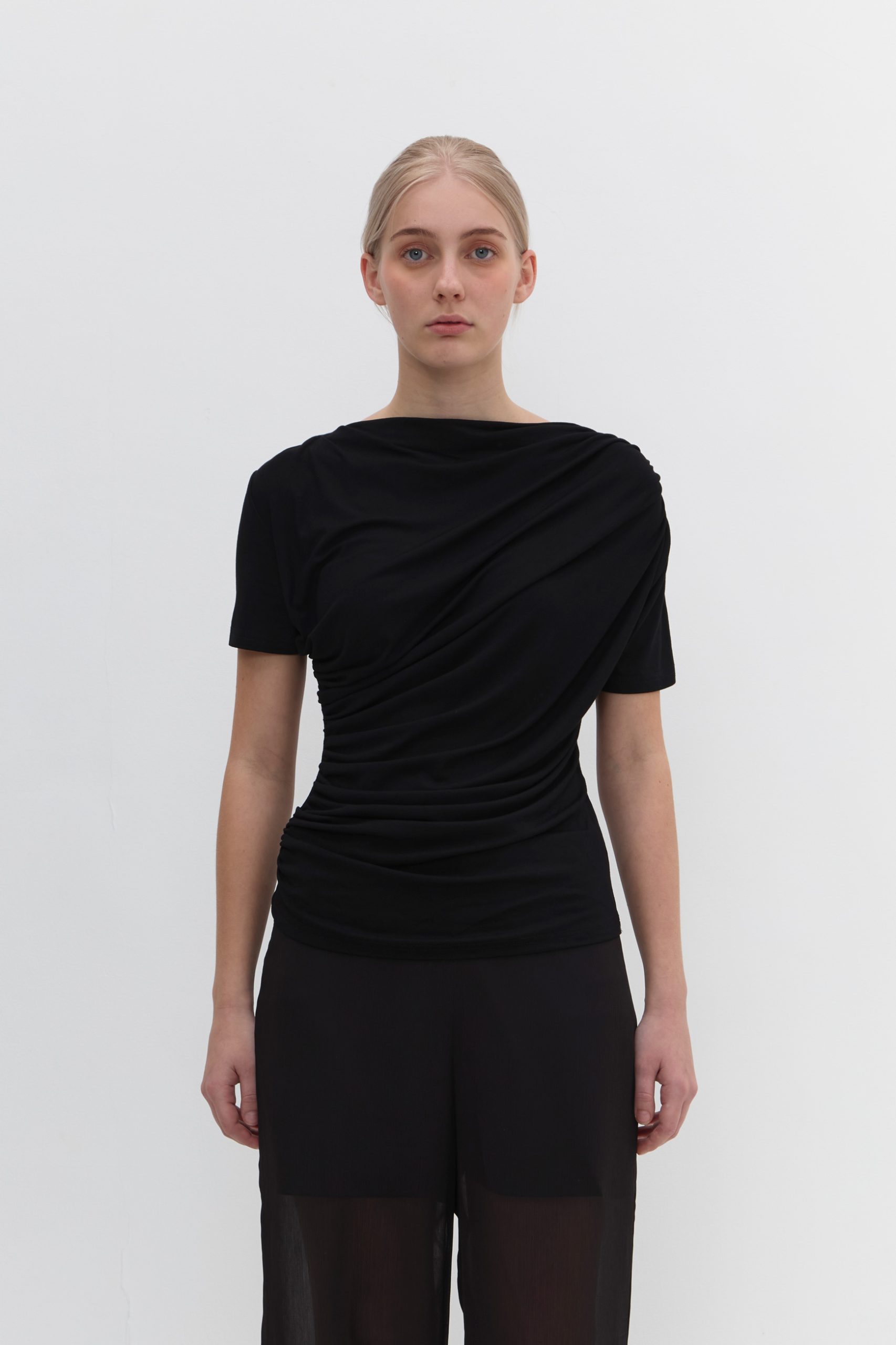 Harper Blouse in Black - Image 2