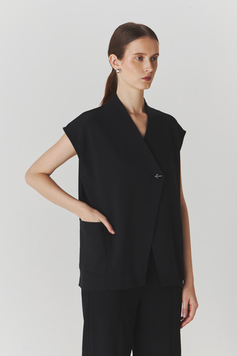 Lark Vest In Black - Image 3