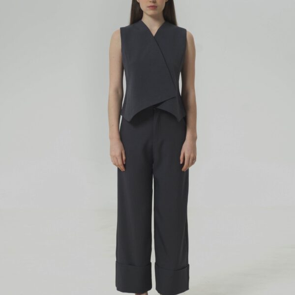 Lasse Vest In Dark Grey