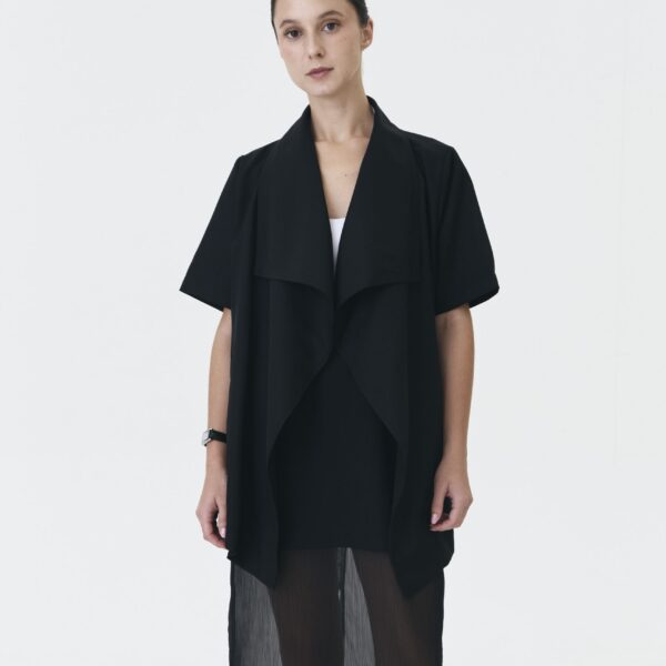 Pine Outer in Black
