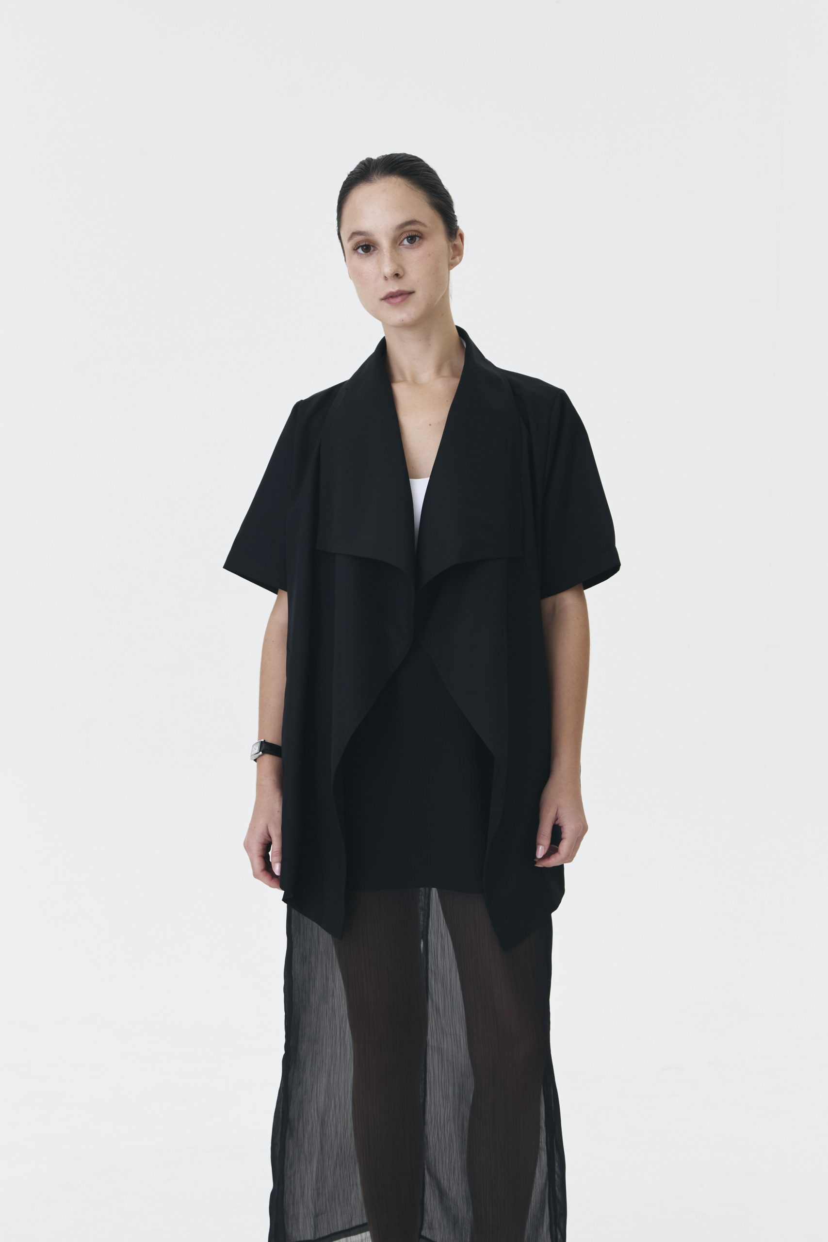 Pine Outer in Black