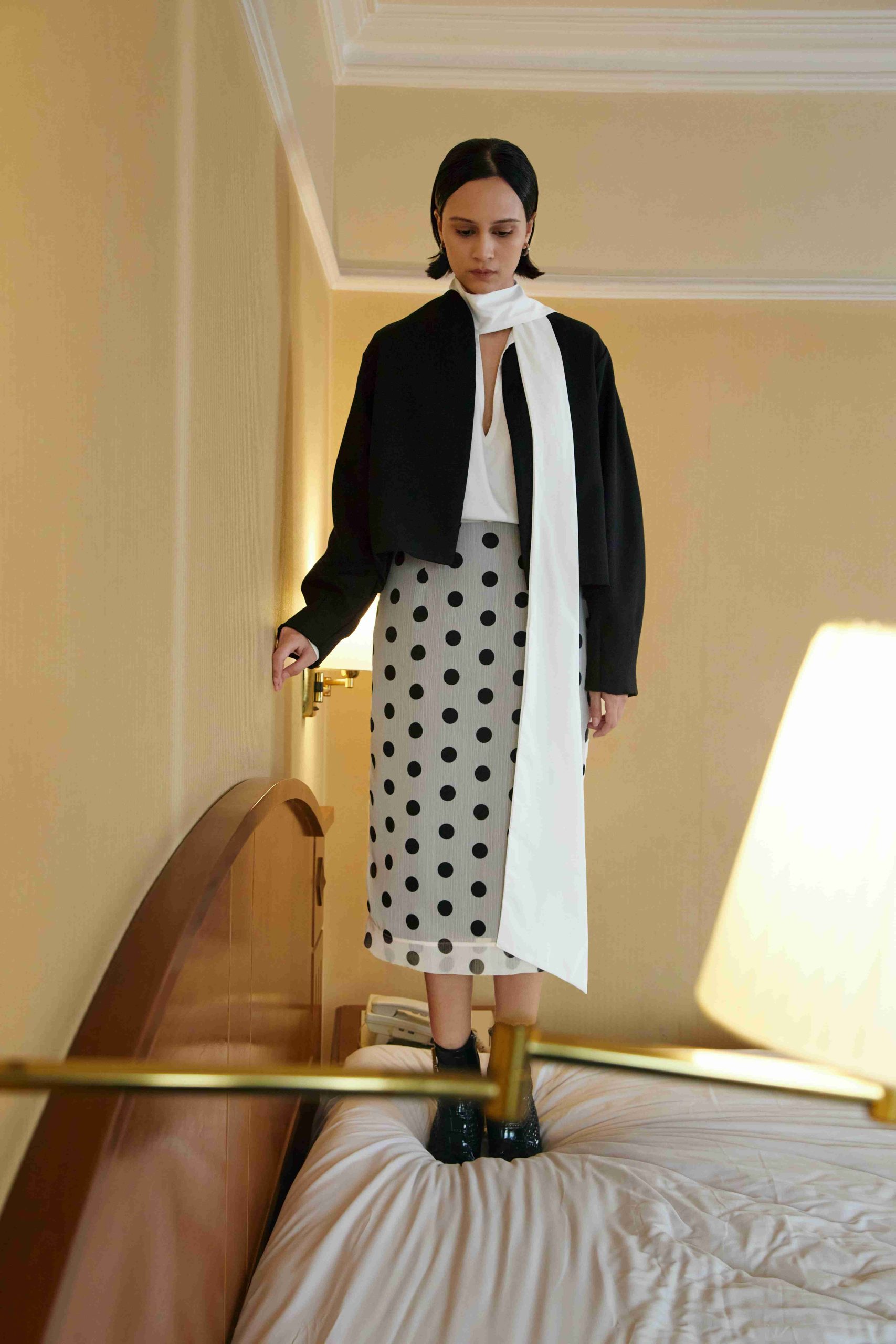 Ruelle Outer in Black