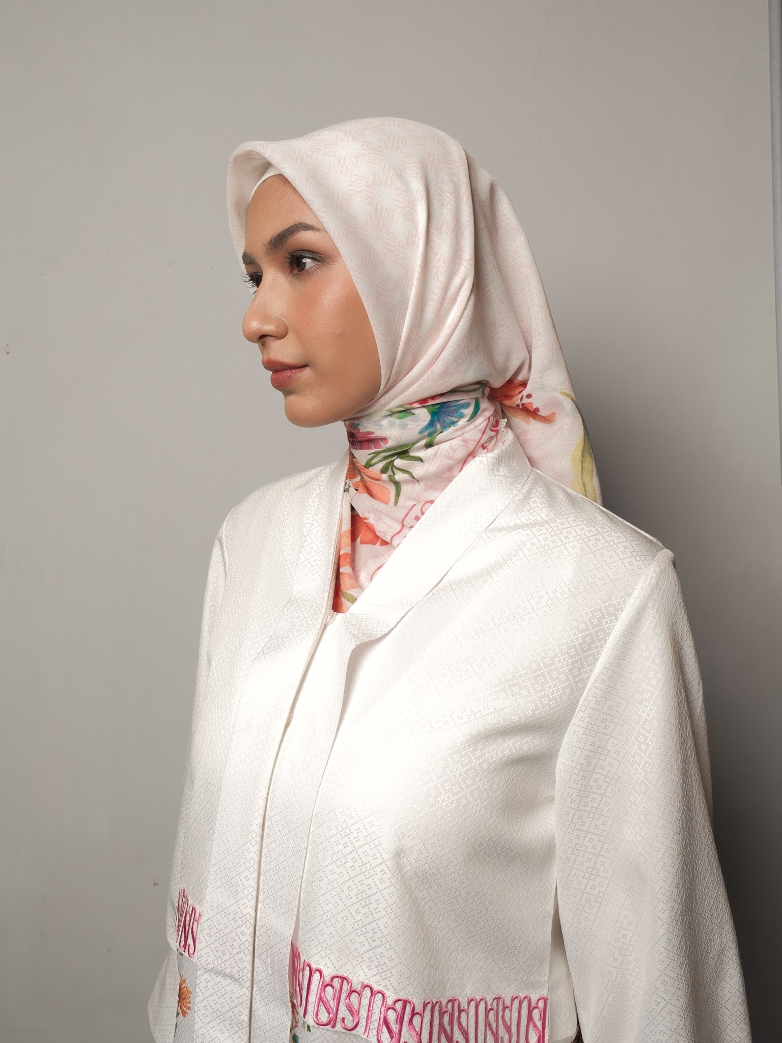 Sekar Pashmina in Sekar Printed - Image 5