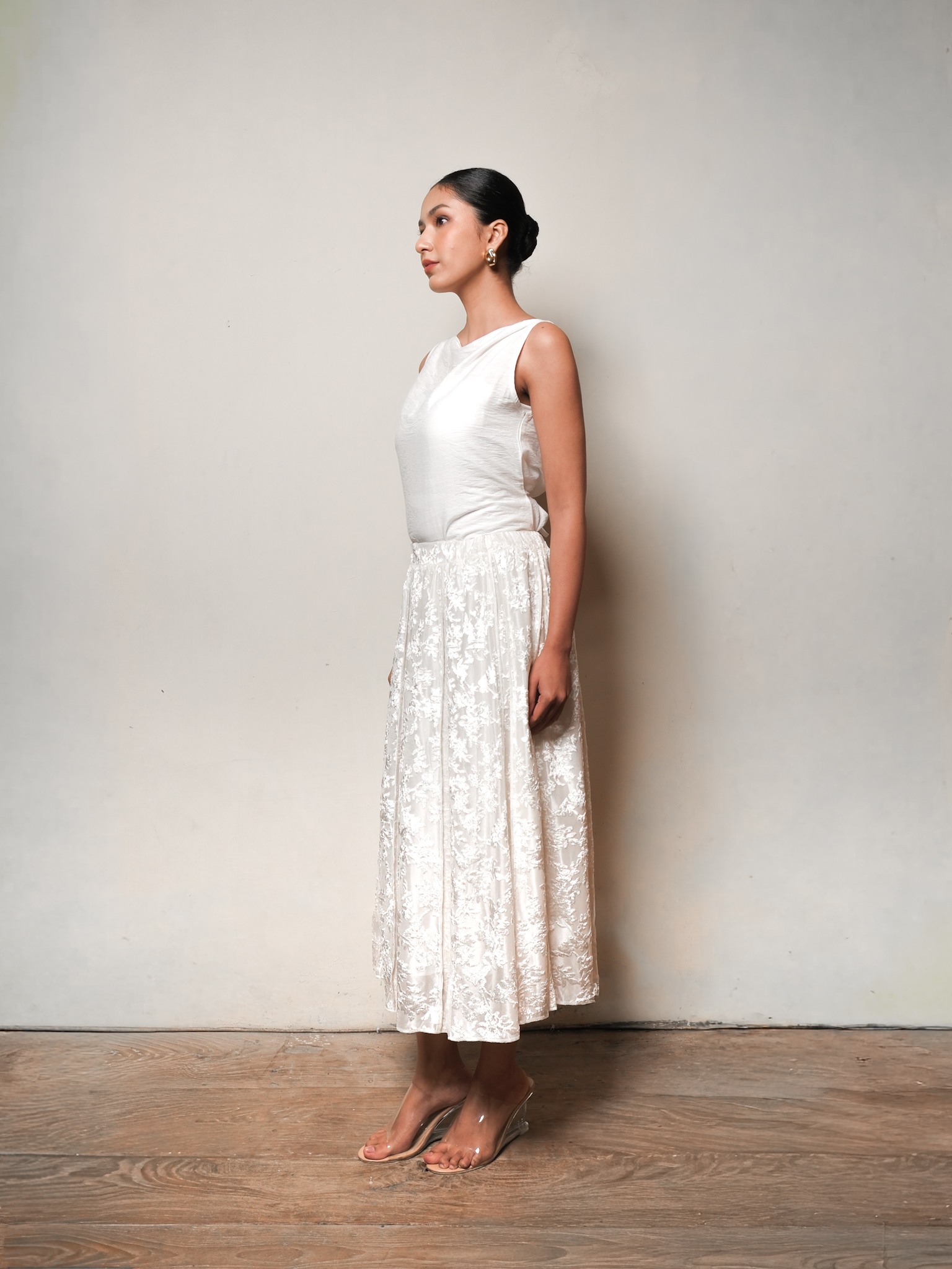 Svara Skirt in Lace - Image 2