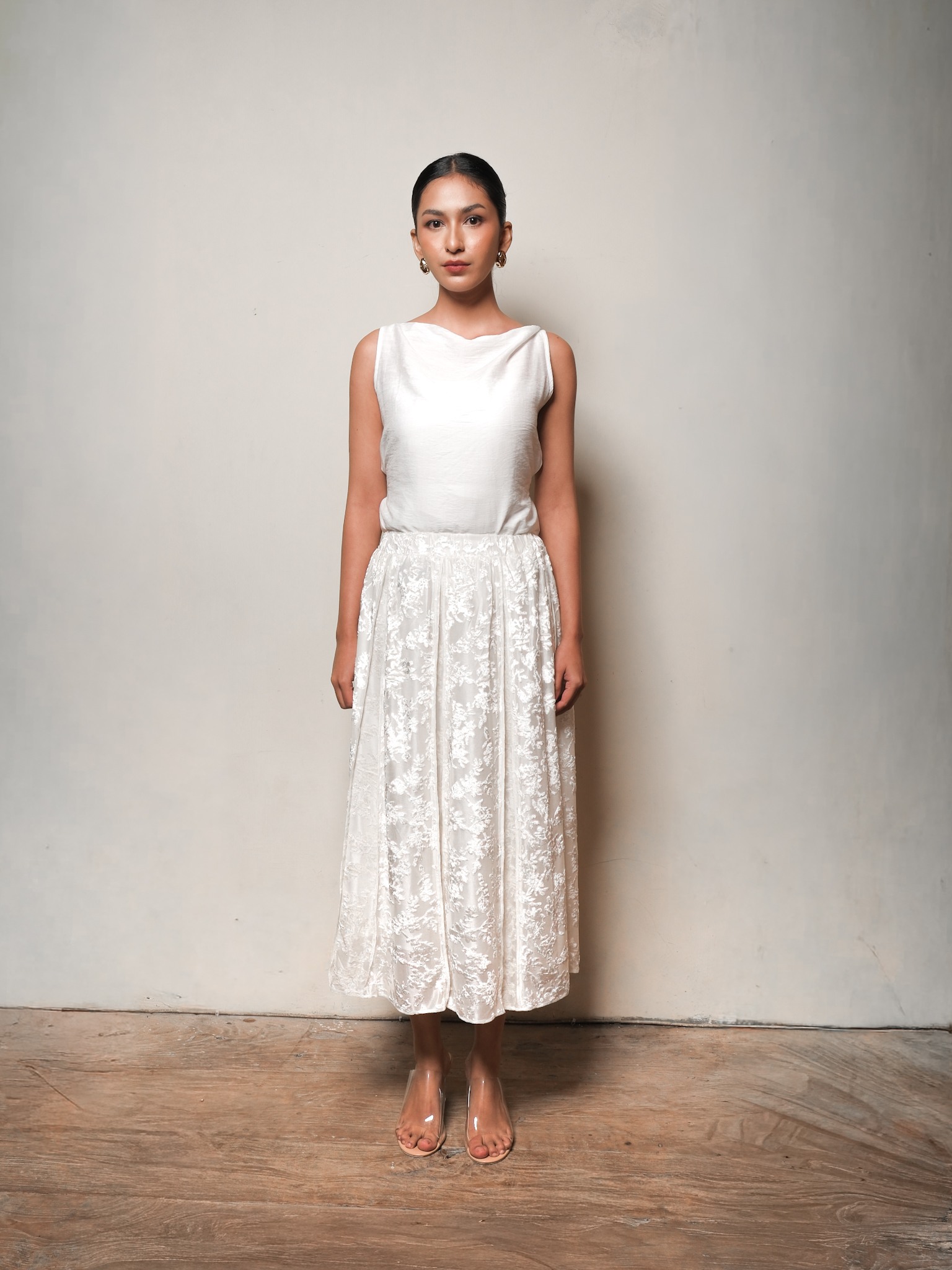 Svara Skirt in Lace - Image 3