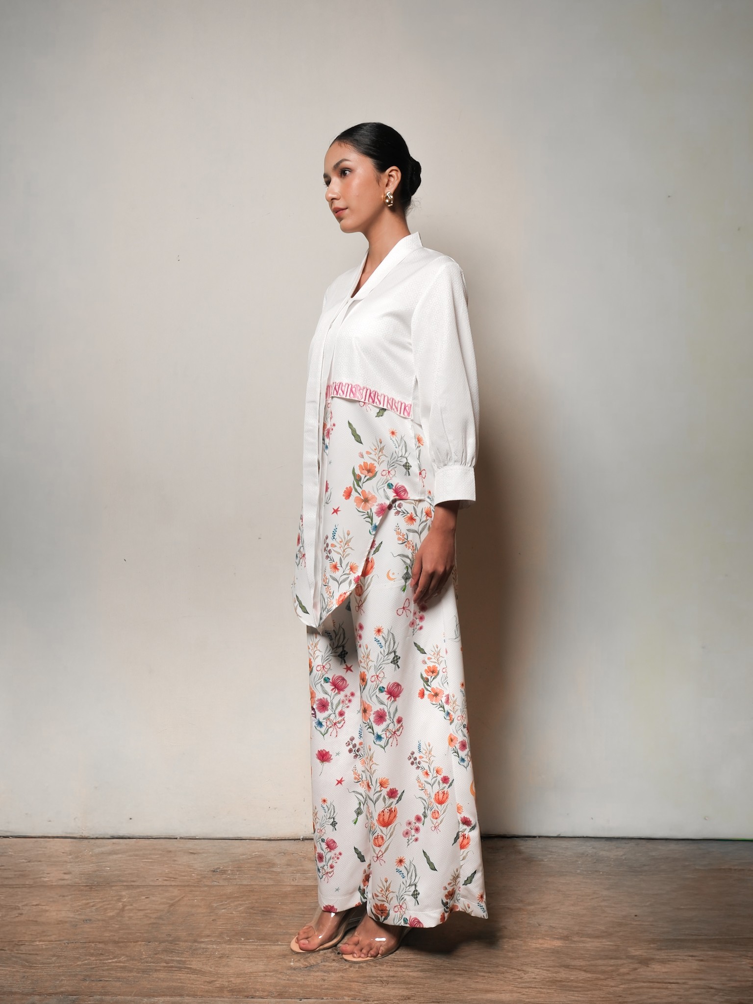 Kemuning Blouse in Sekar Printed - Image 2