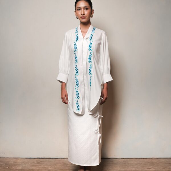 Kemuning Blouse in Sinyo Nakal Bordir