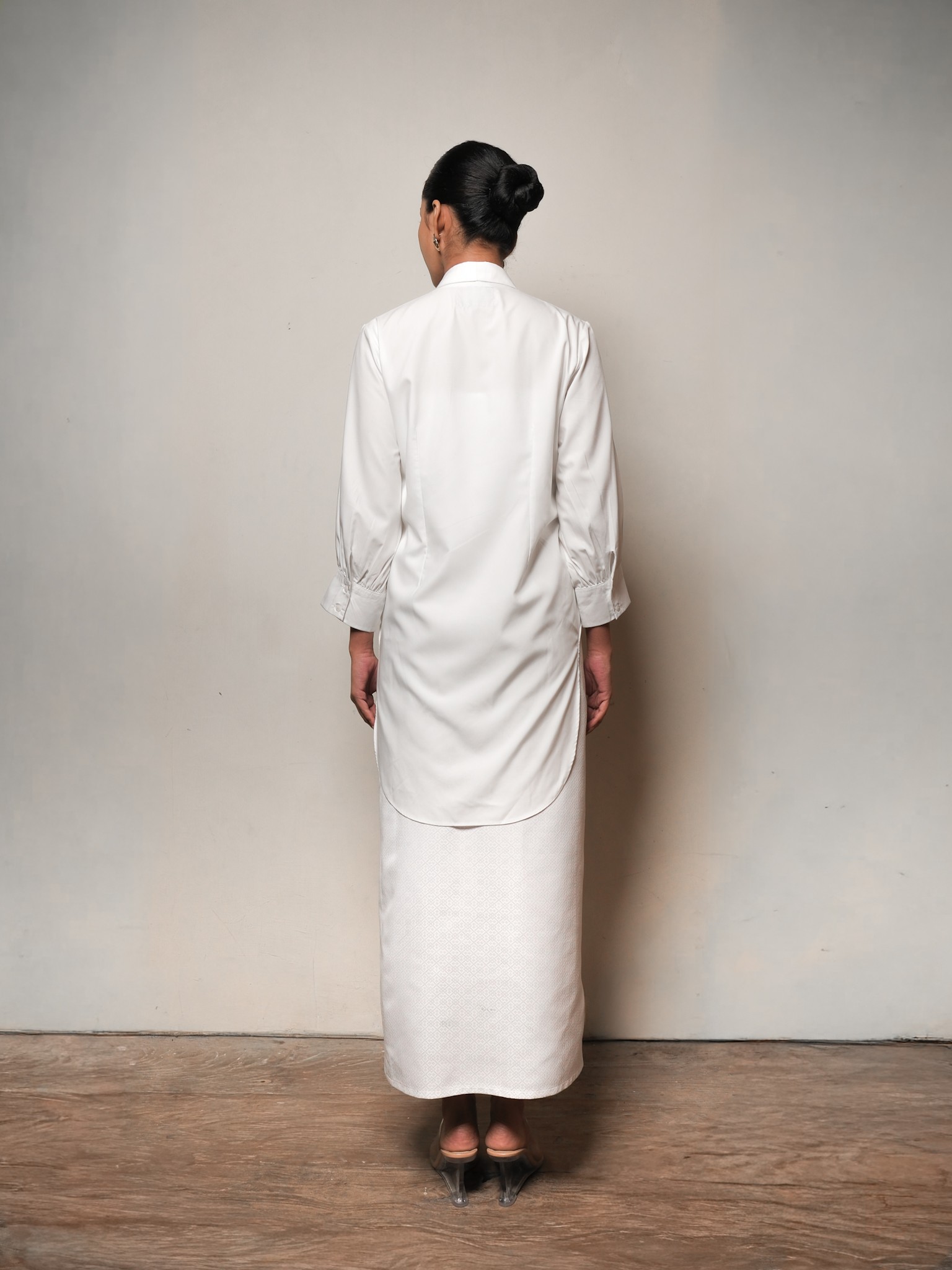 Kemuning Blouse in Sinyo Nakal Bordir - Image 3