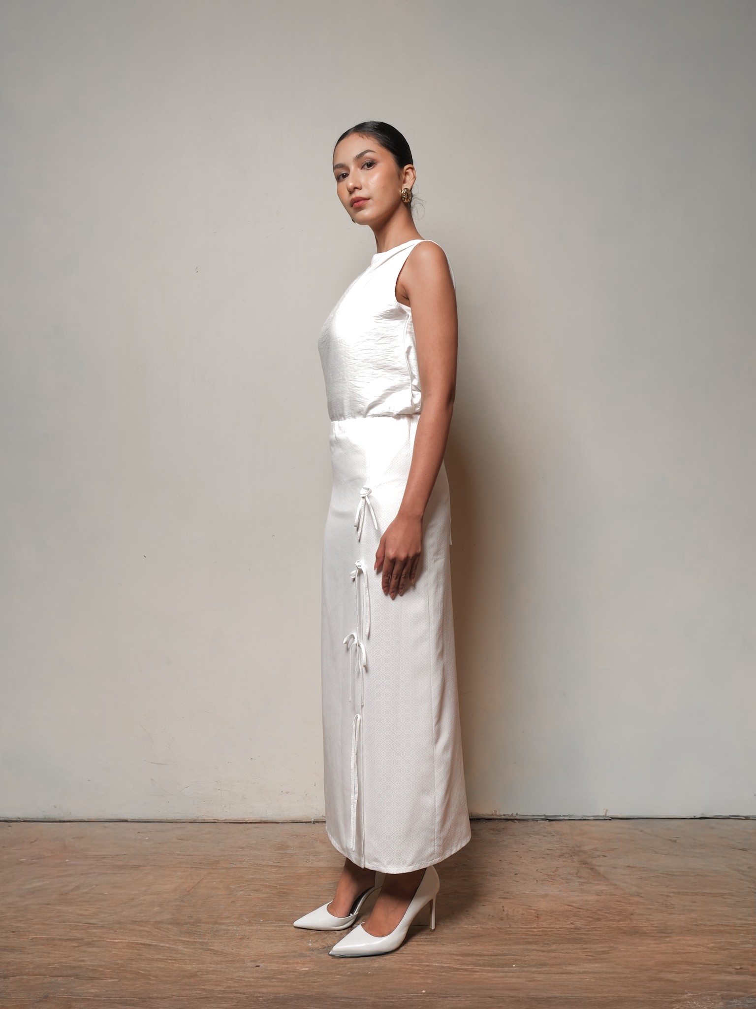 Padma Skirt in Dobby White - Image 2