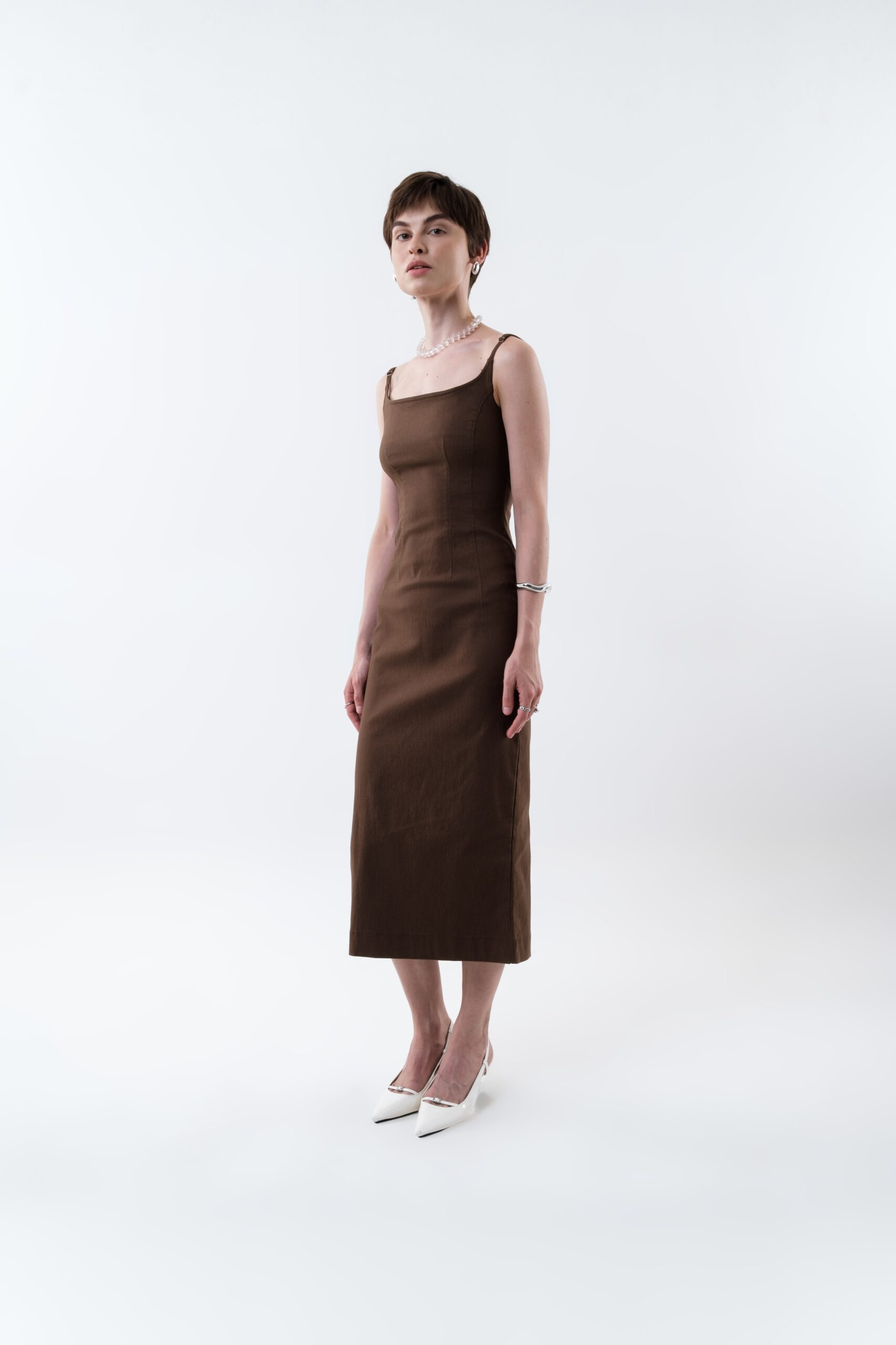 Solrae Dress in Brown - Image 2