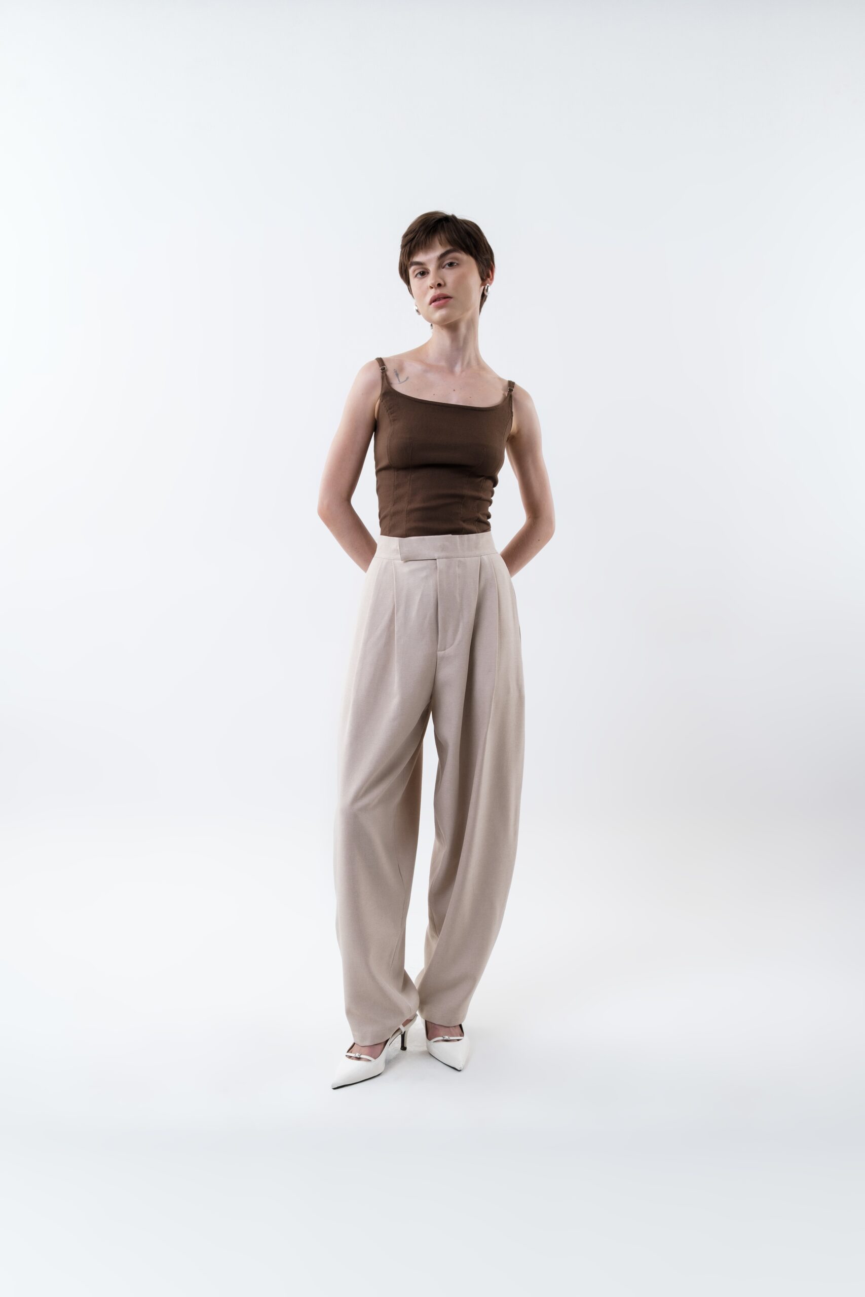 Abbei Pants in Beige