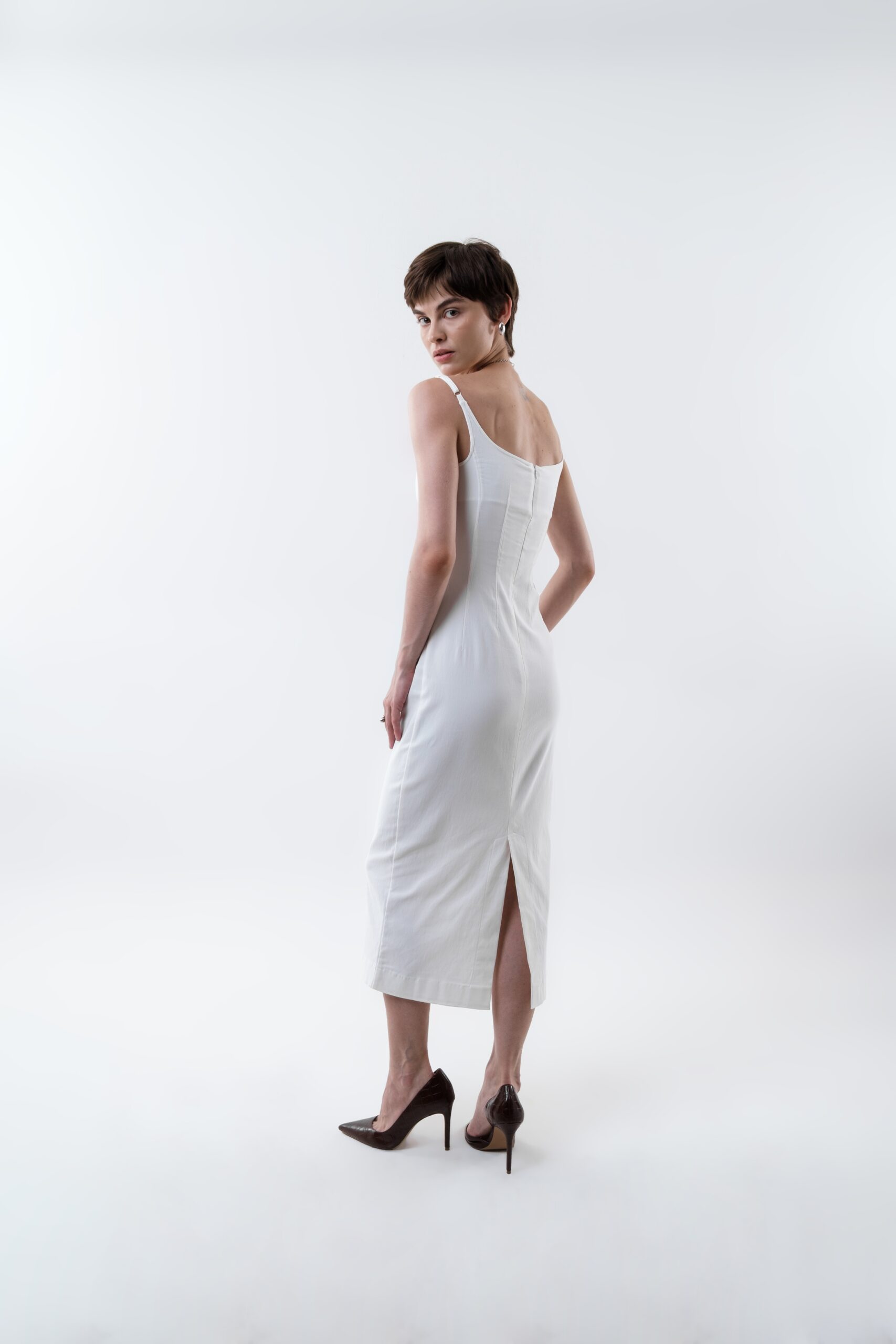 Solrae Dress in Broken White - Image 2