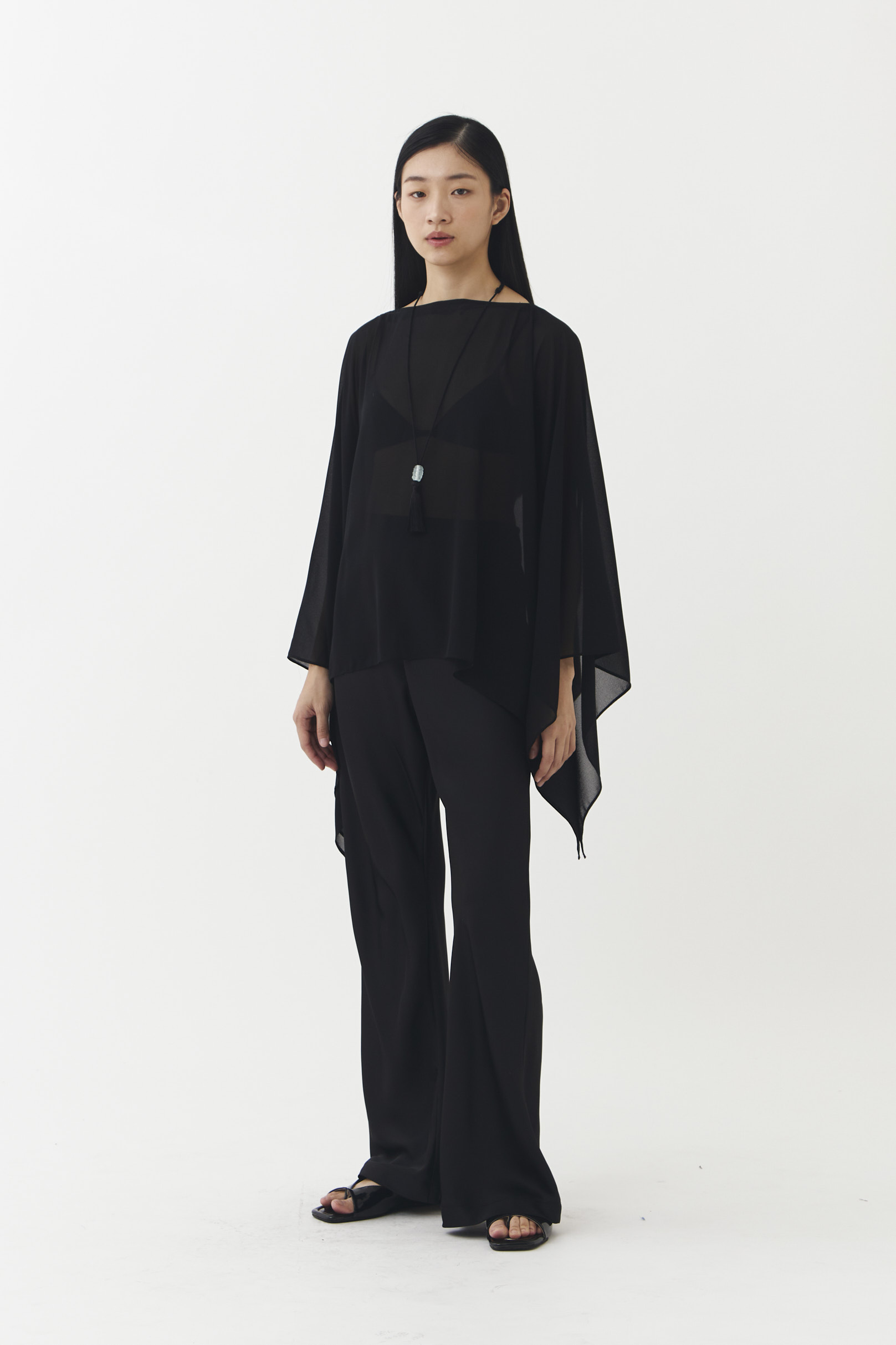 Field Blouse in Black
