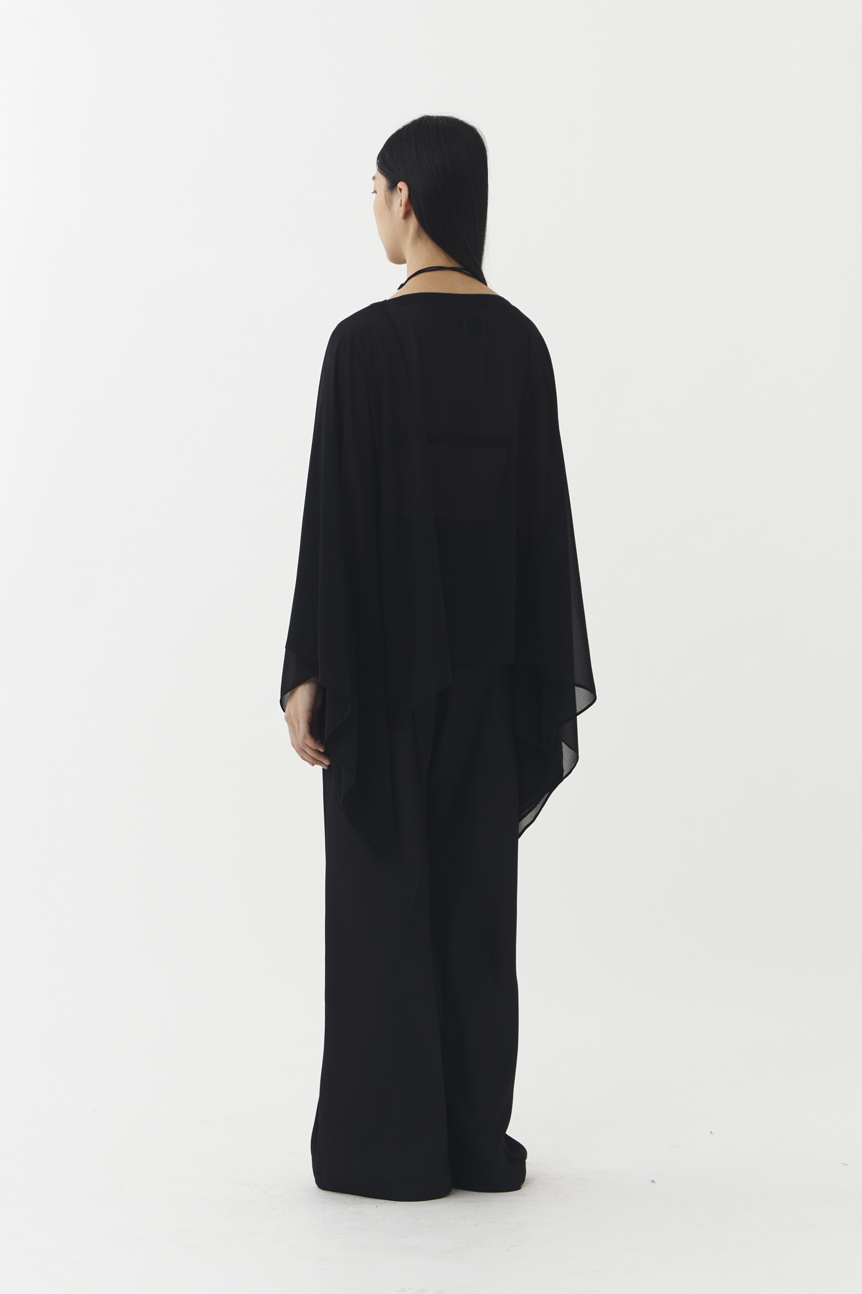 Field Blouse in Black - Image 3